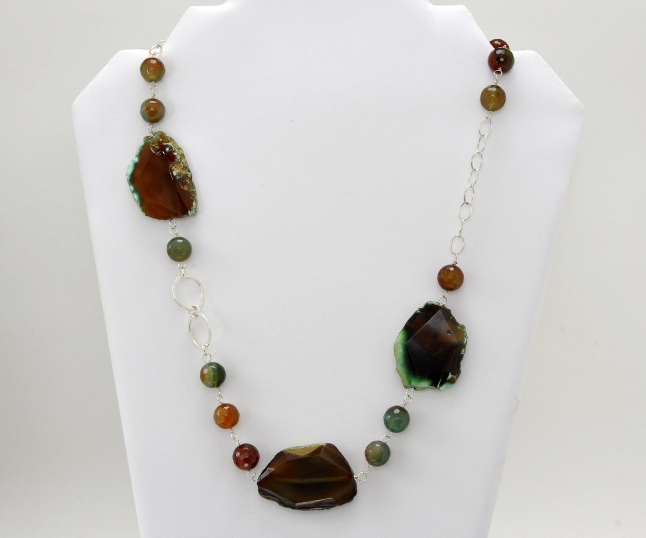 Collar Ágatas Verde - Marrón y Cadena de Plata