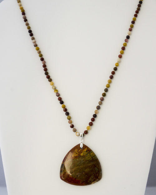 Colgante de Jaspe Triangular