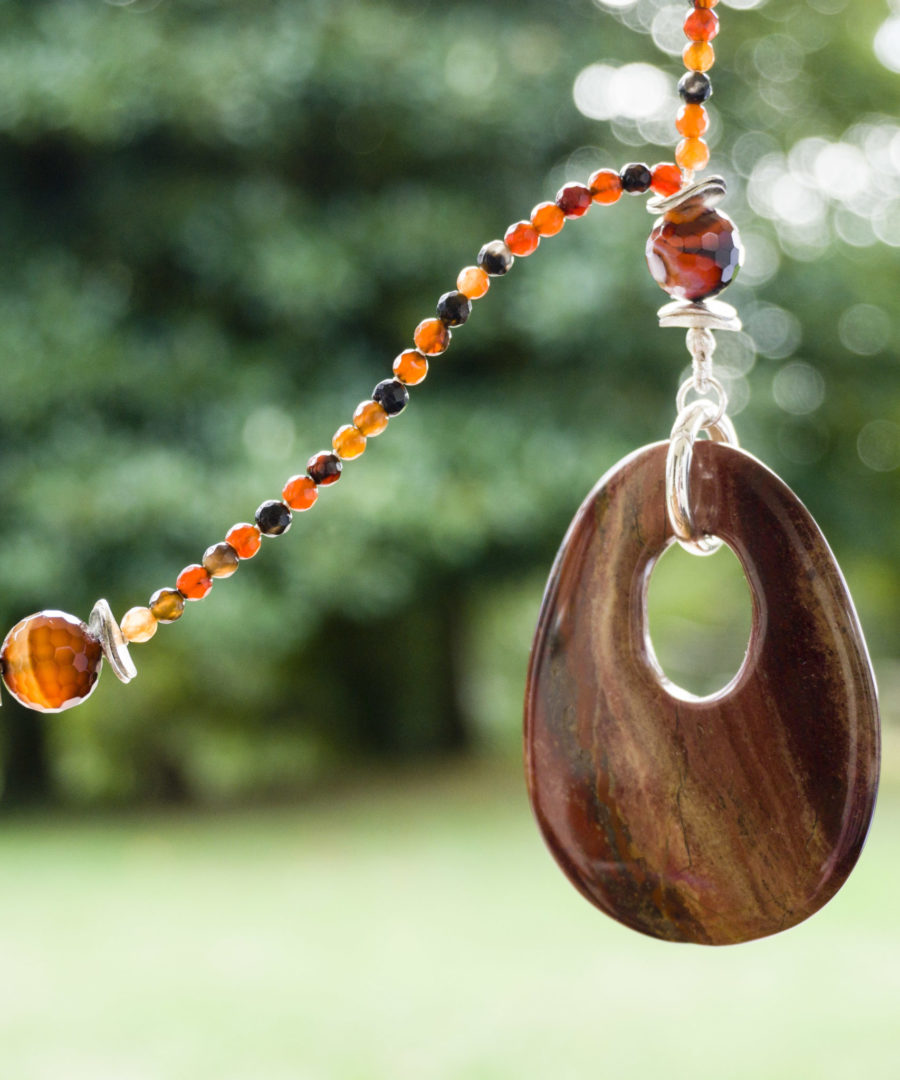 Colgante de Jaspe Ovalado Terracota