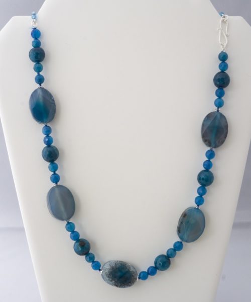 Collar convertible en Ágatas azules